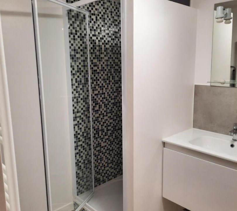 Photo of Others in Liguge