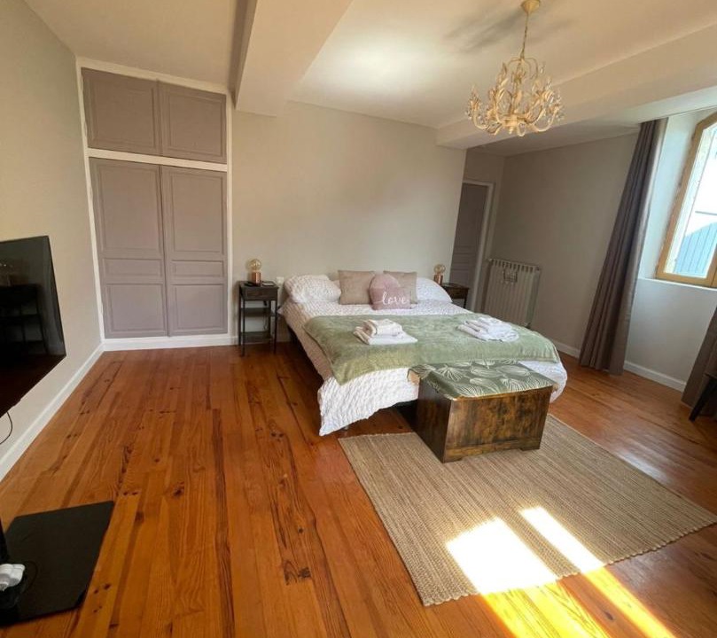 Photo of Others in Heres