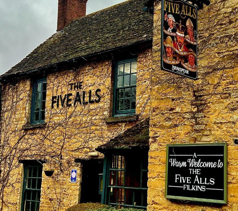 Photo of Others in Lechlade