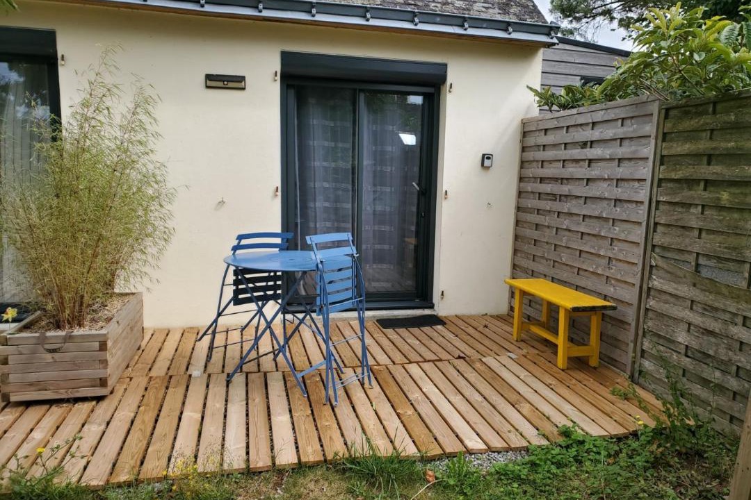 Photo of Buildings in Sene