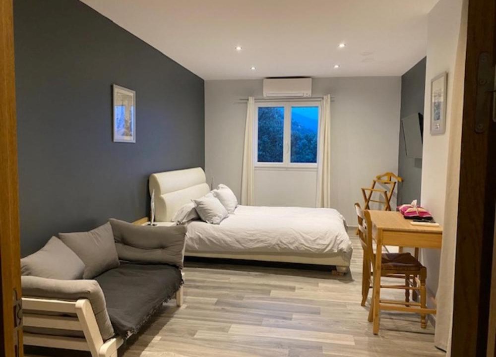 Photo of Others in Belgodere