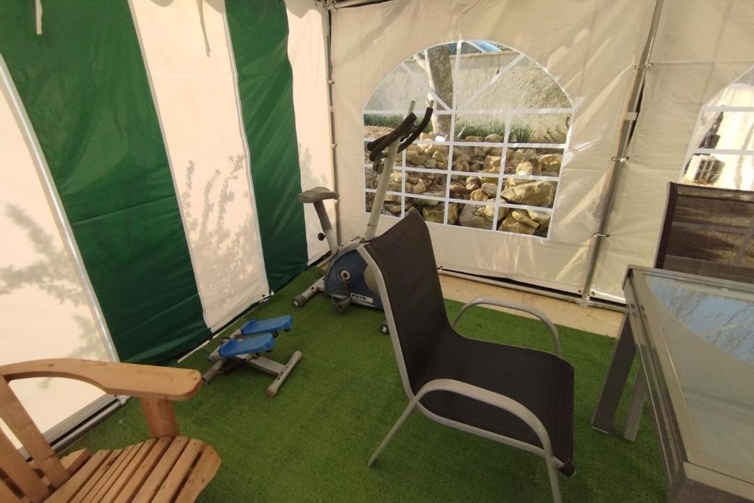 Photo of Others in Huille