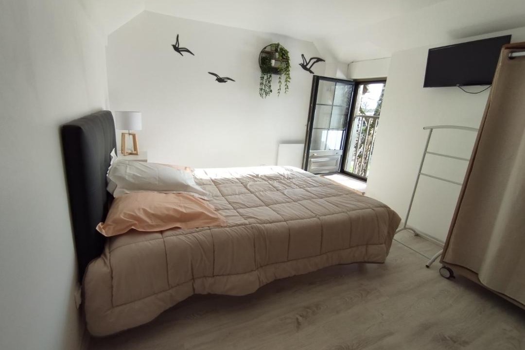 Photo of Others in Huille