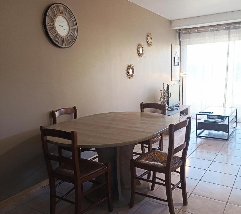 Photo of Others in Crest