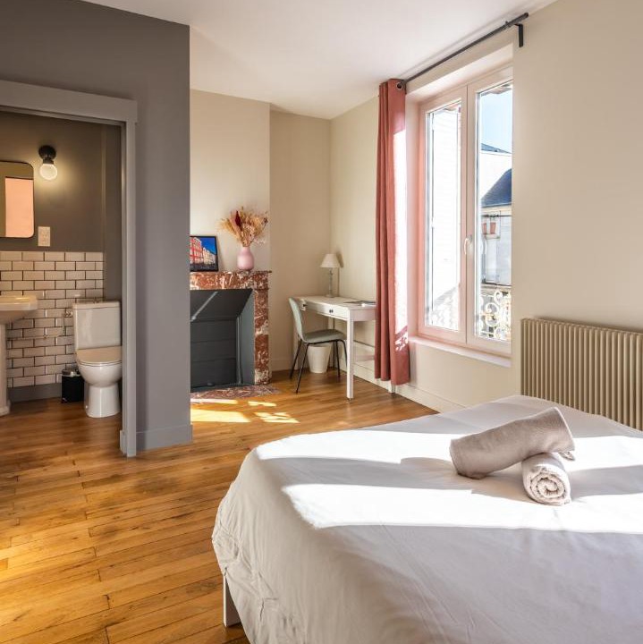 Photo of Others in Vendome