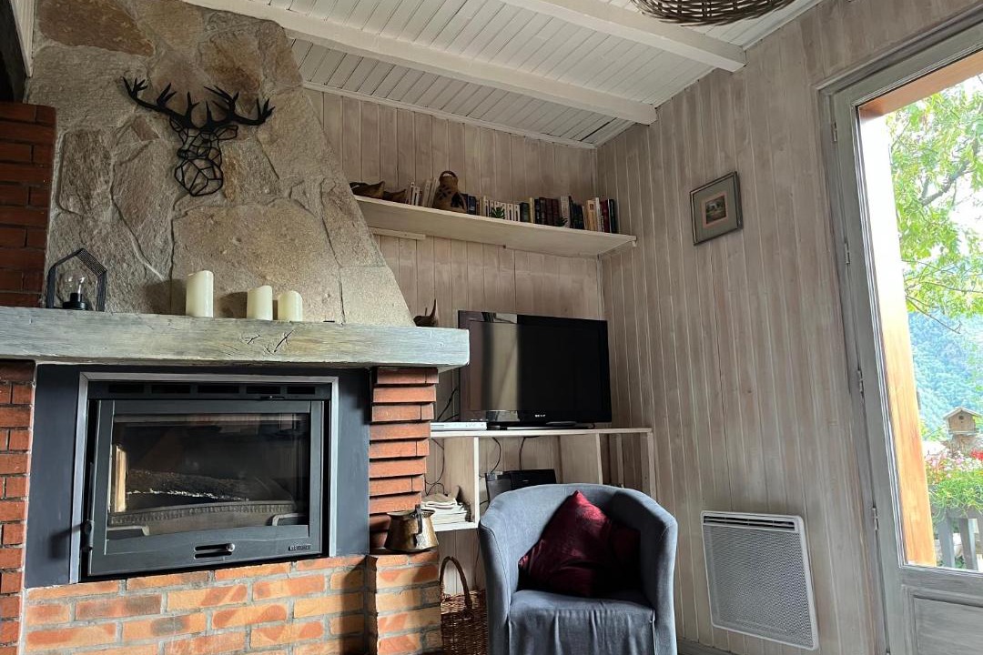 Photo of Livingroom in Larcat