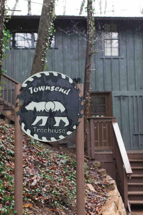 Photo of Others in Townsend