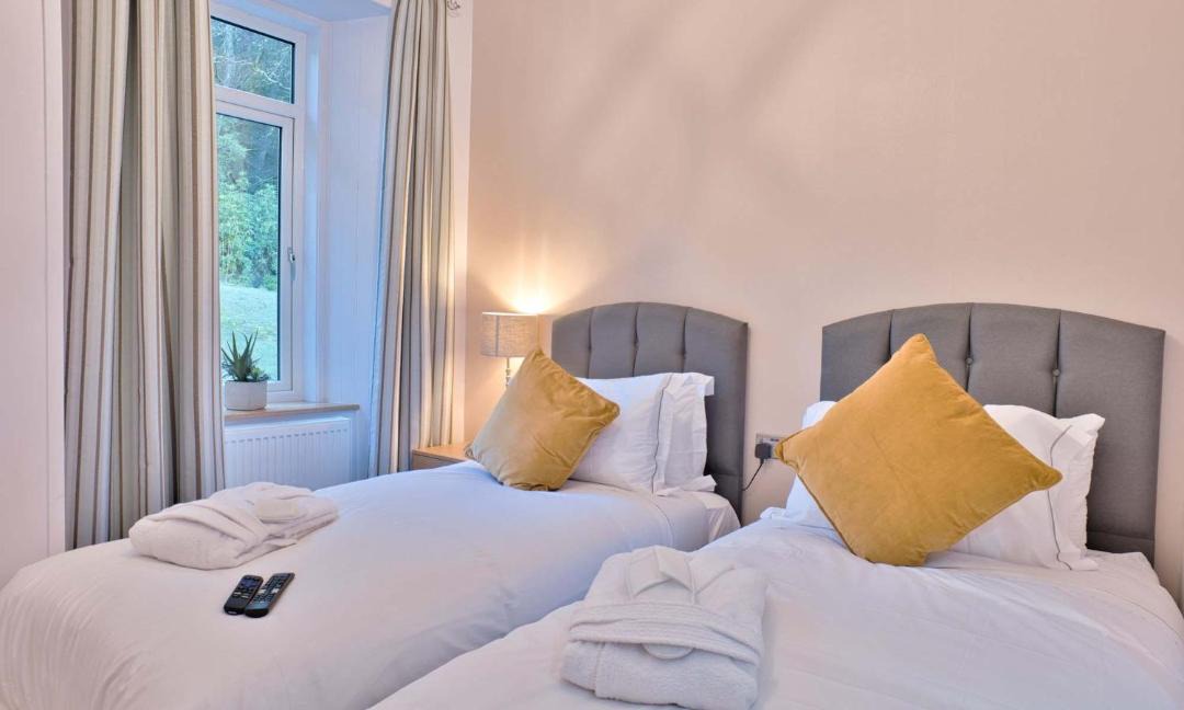 Photo of Others in Cowal Peninsula