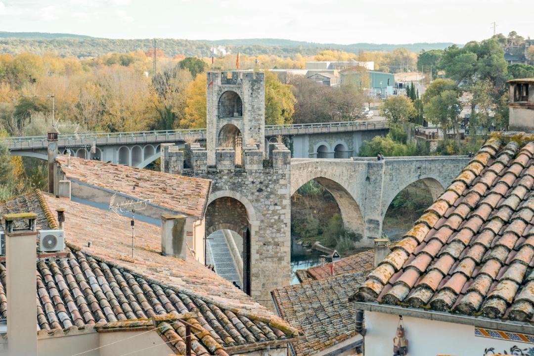 Photo of Others in Besalu
