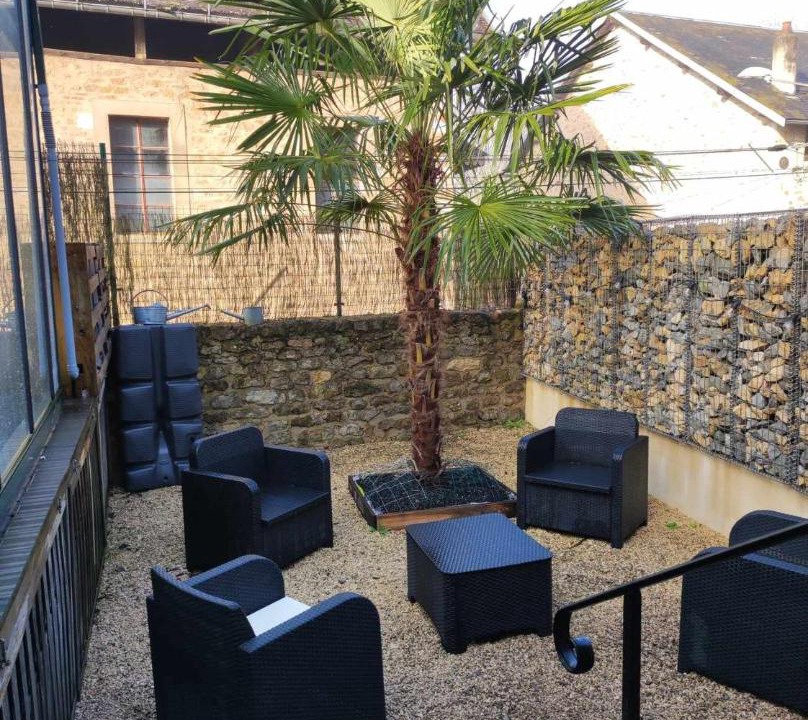 Photo of Others in Avallon