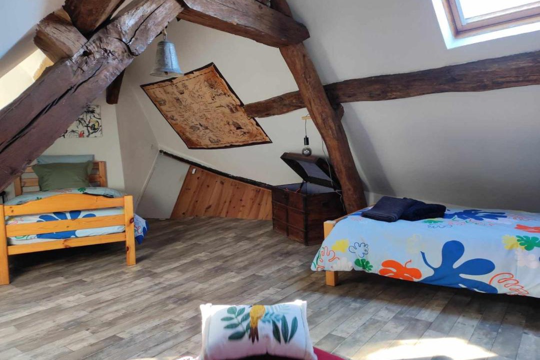 Photo of Others in Avallon