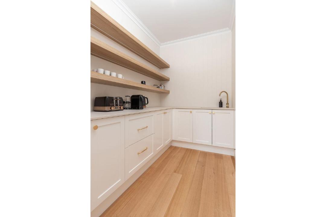 Photo of Others in Red Head