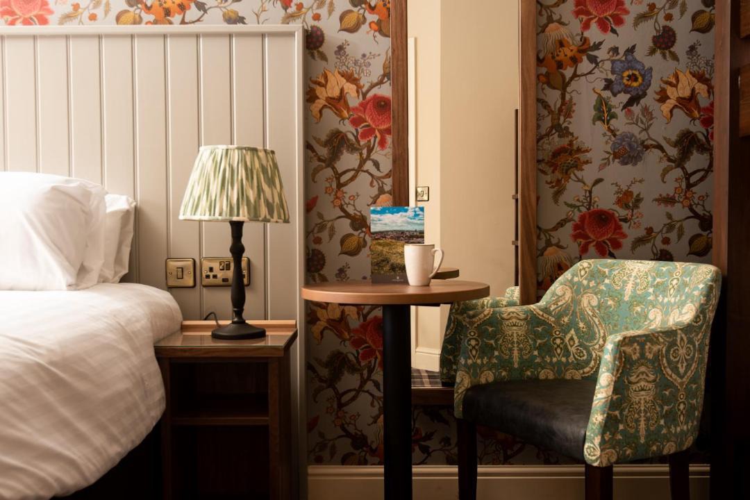 Photo of Others in Briggswath