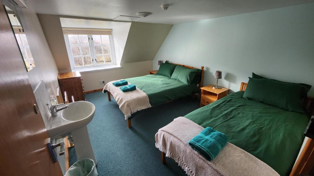 Photo of Others in Inchnadamph