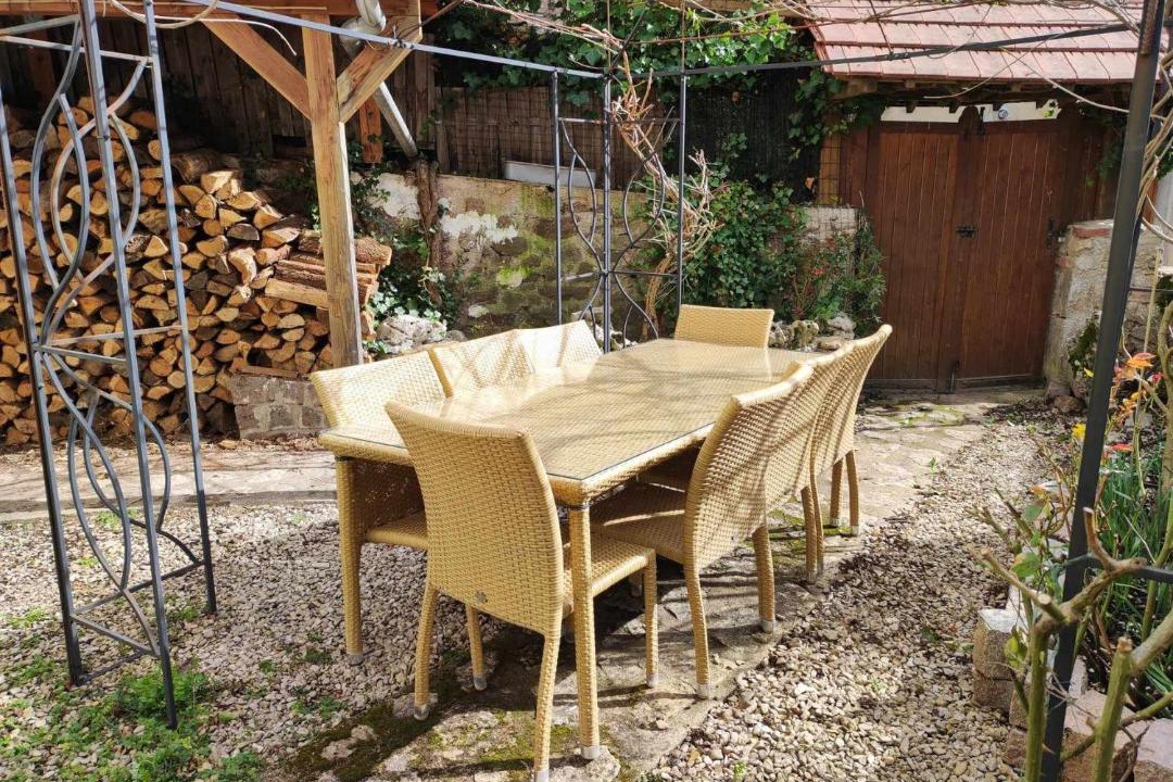 Photo of Others in Avallon