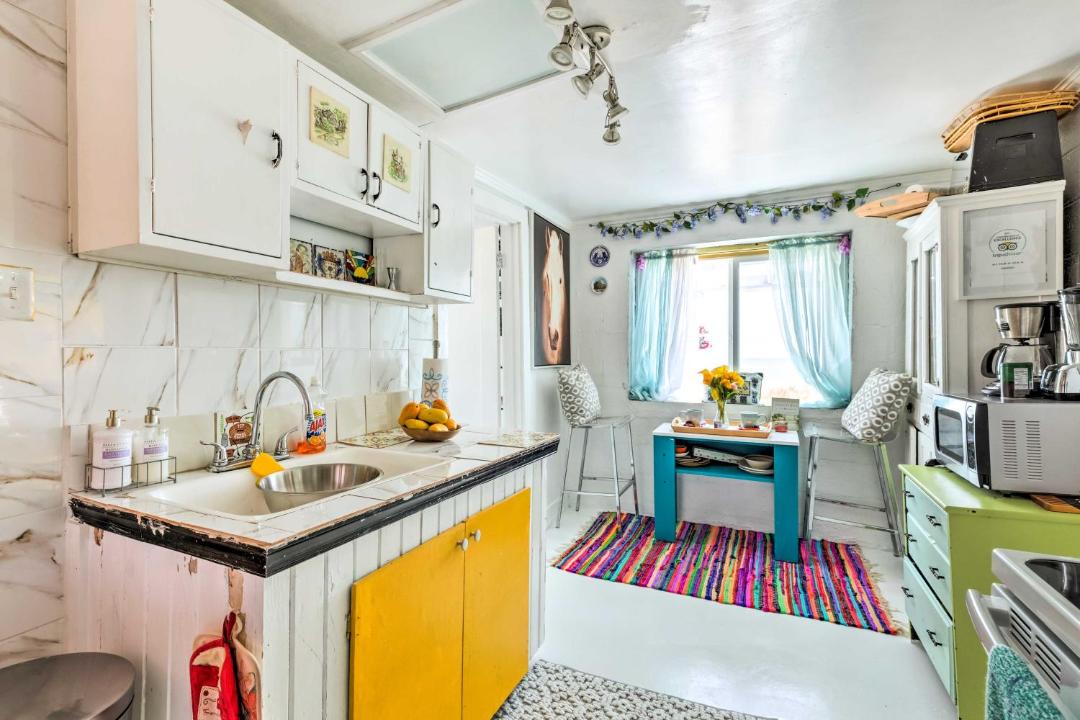 Photo of Others in White Stone