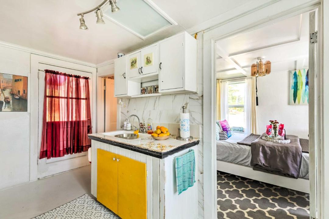 Photo of Others in White Stone