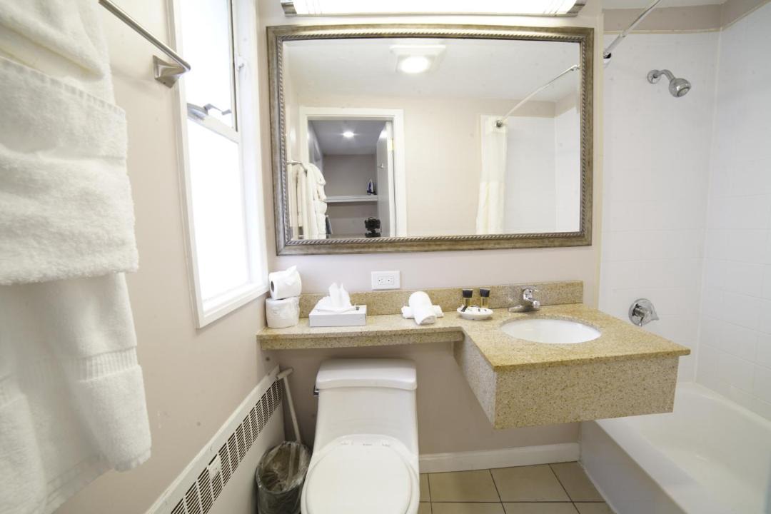 Photo of Others in Commonwealth