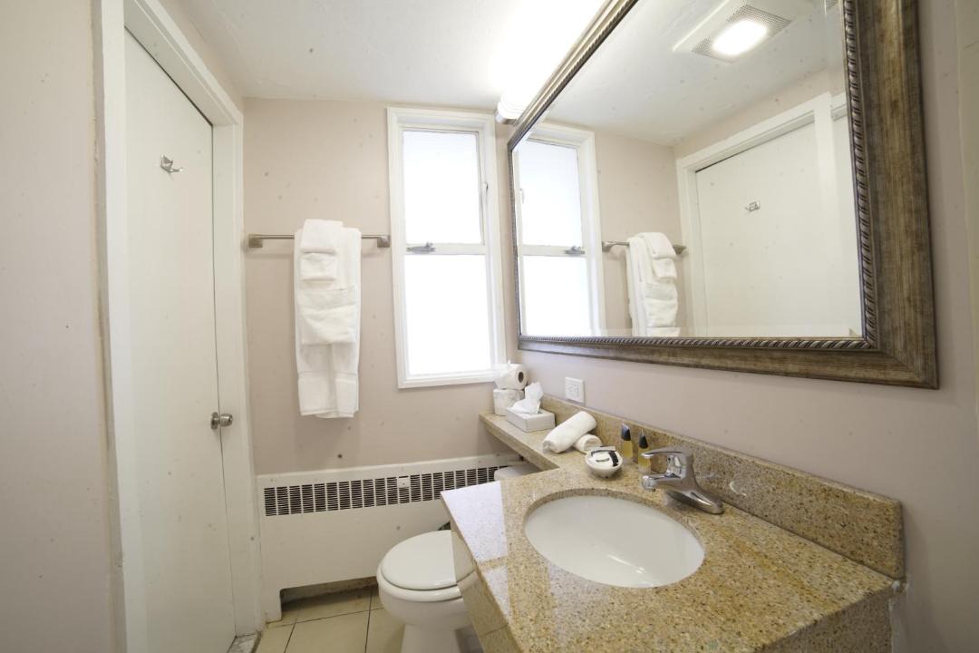 Photo of Others in Commonwealth