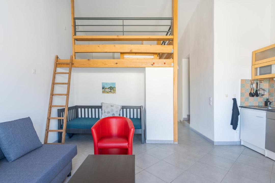 Photo of Others in Charleval