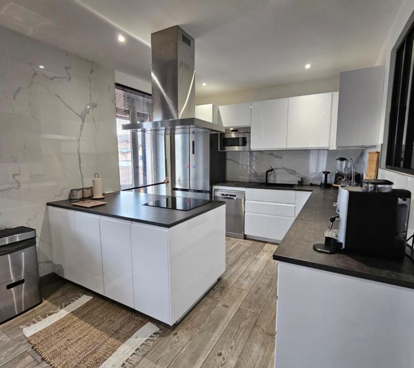 Photo of Others in Bourg-de-Thizy