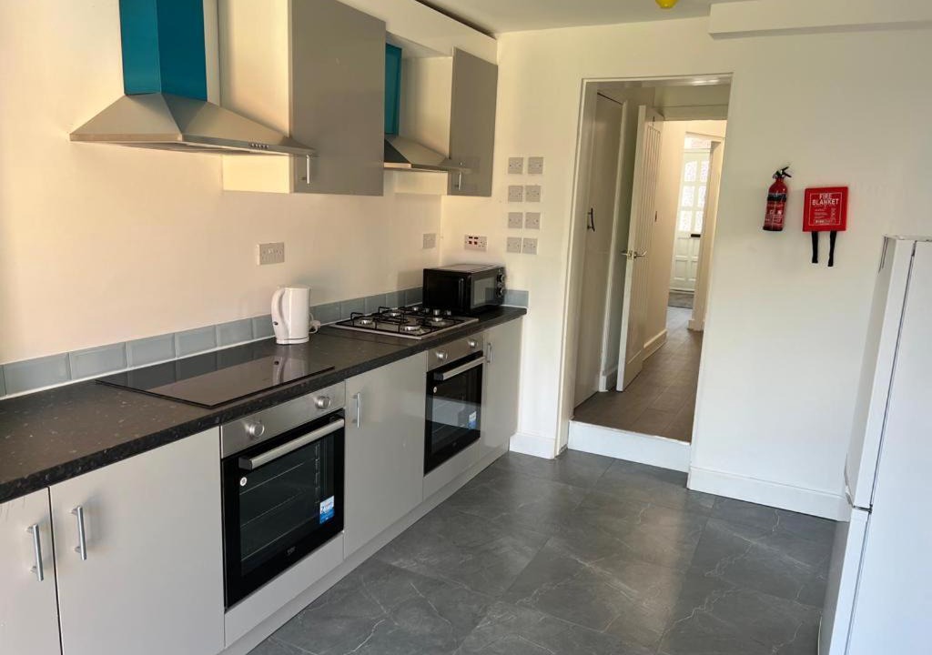 Photo of Others in Botwell