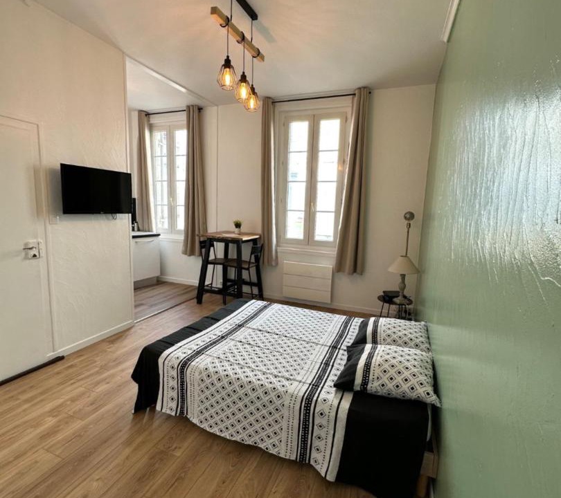 Photo of Others in Saintes