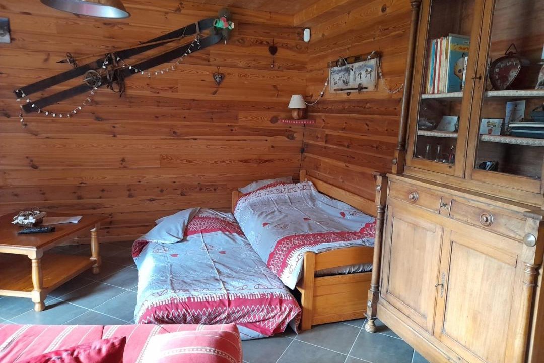 Photo of Others in Theys