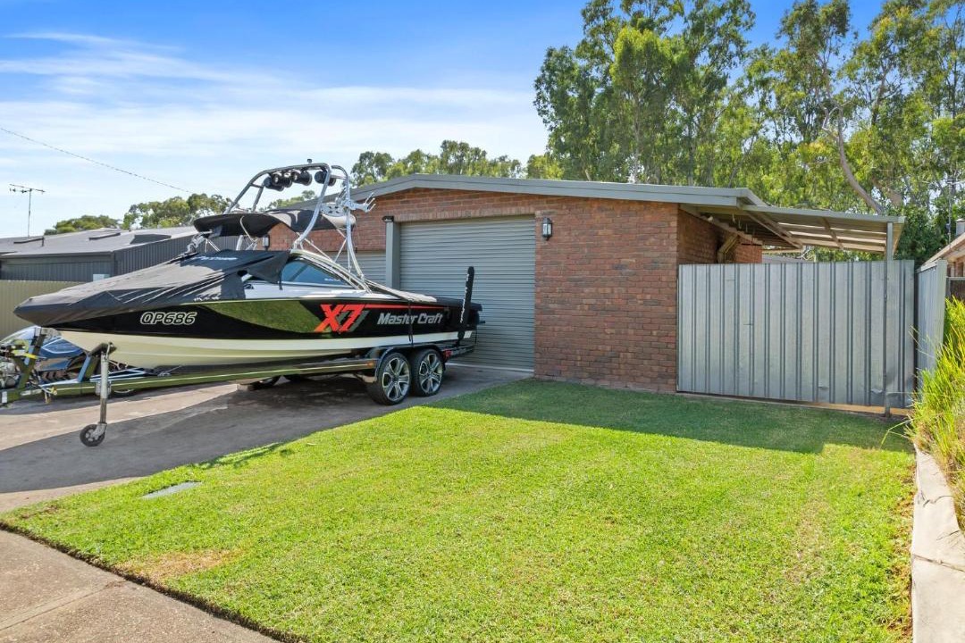 Photo of Others in Bundalong