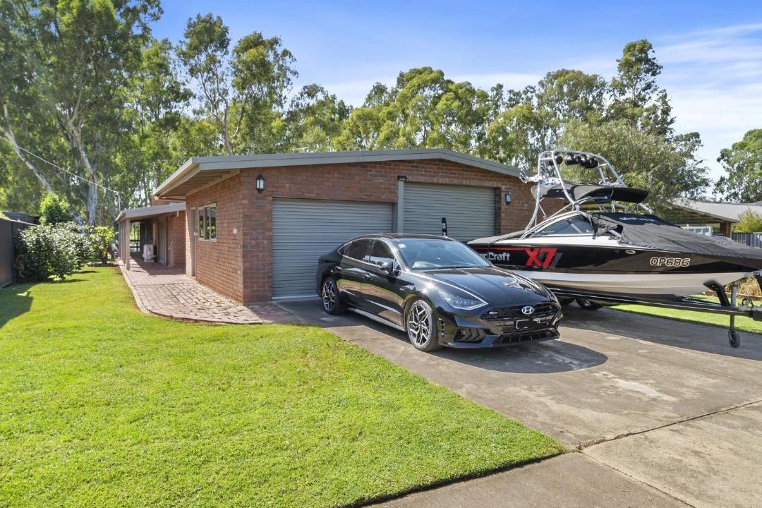 Photo of Others in Bundalong