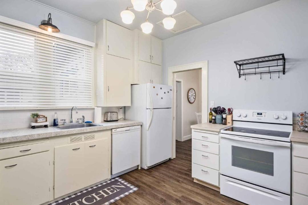 Photo of Others in Newberg