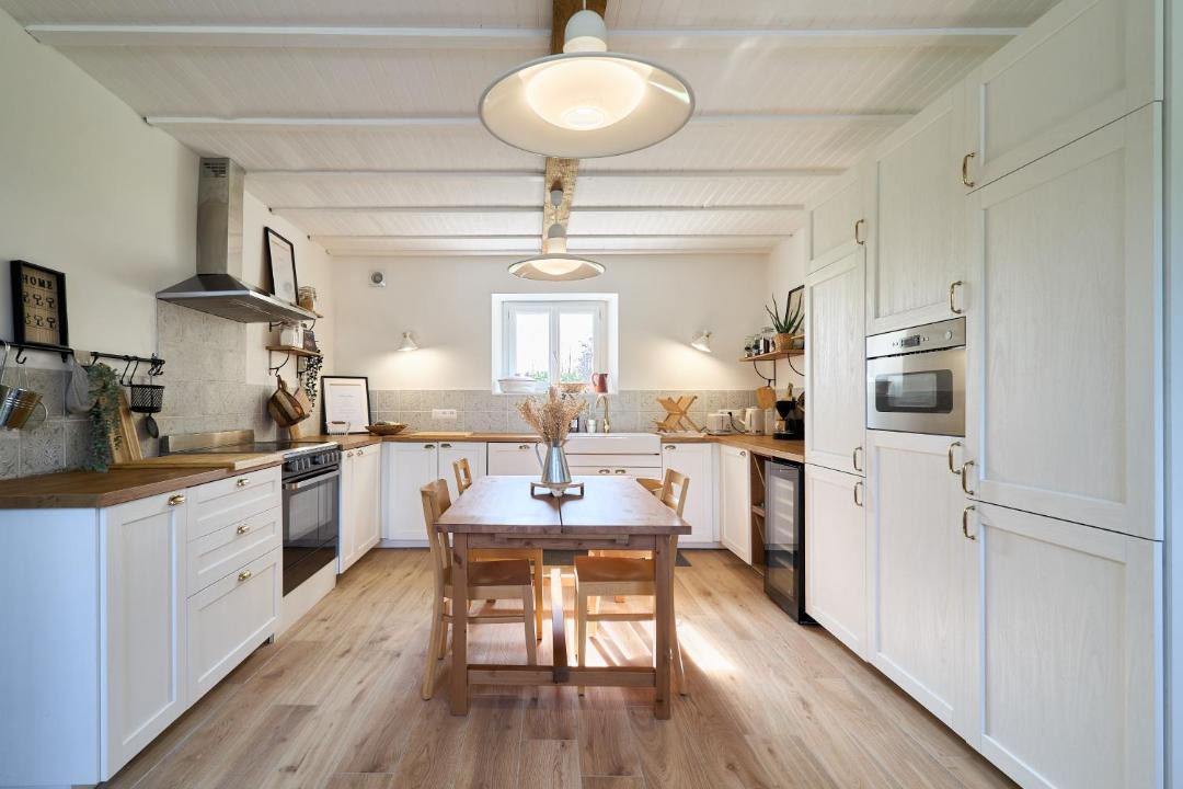 Photo of Others in Maizy