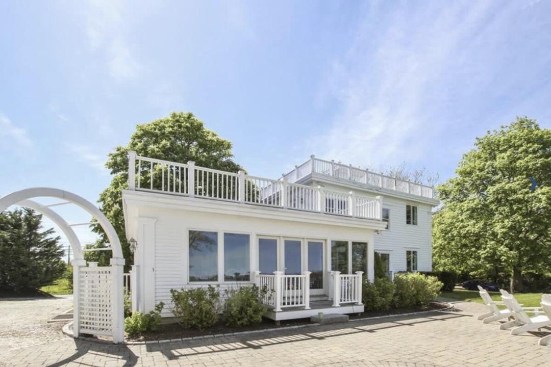 Photo of Buildings in Orleans