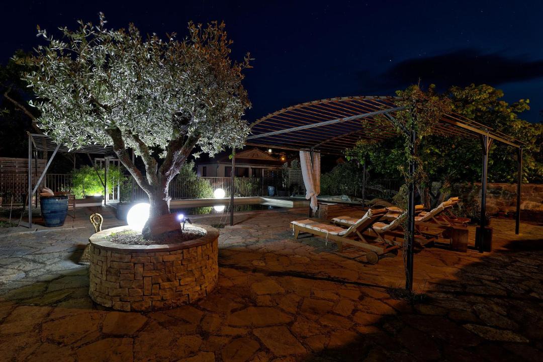 Photo of Others in Courry