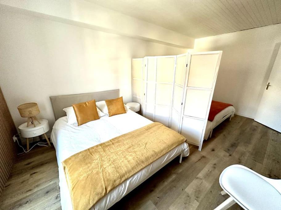 Photo of Others in Cusset