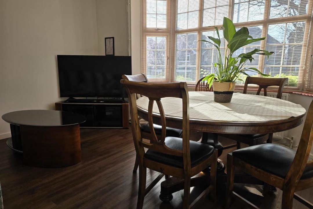 Photo of Others in Luton