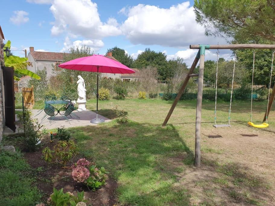Photo of Others in Beaulieu-sous-la-Roche
