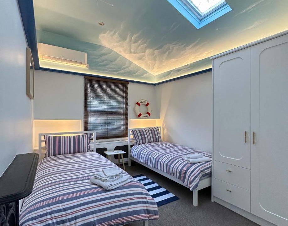 Photo of Bedroom in Ravenscourt Park