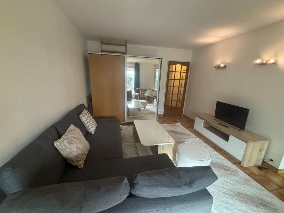 Photo of Others in Guyancourt