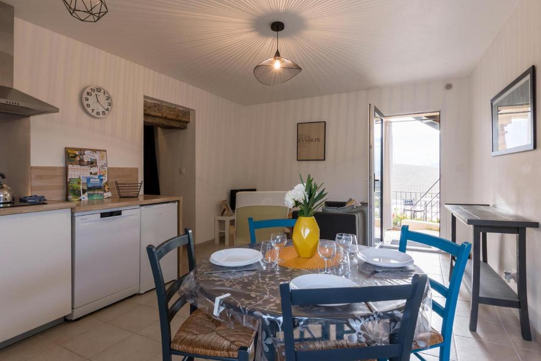 Photo of Livingroom in Mirabel-et-Blacons