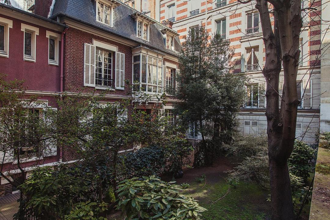 Photo of Others in Neuilly-sur-Seine