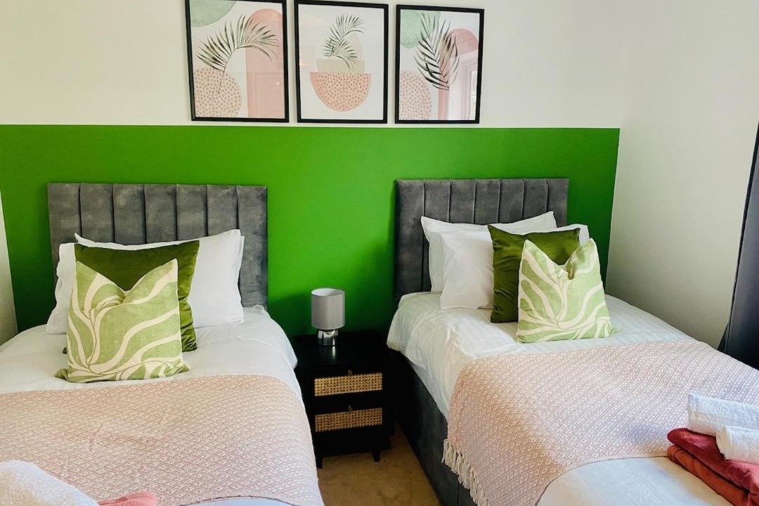 Photo of Others in Bisley