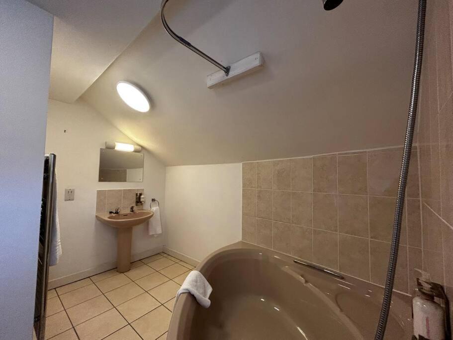 Photo of Others in Lyddington