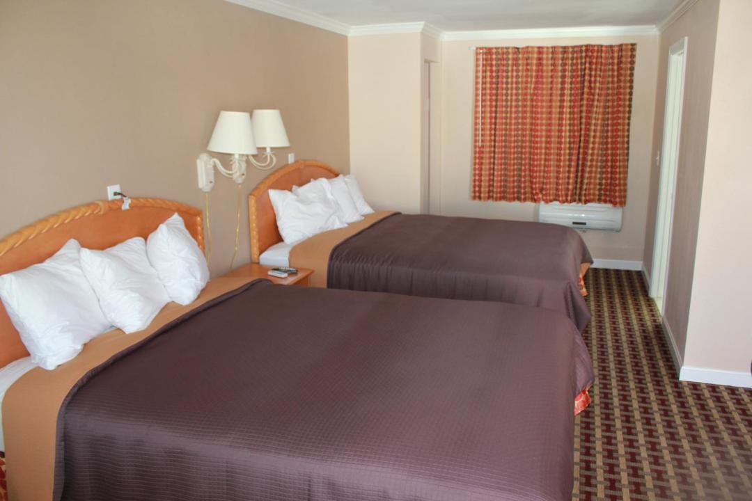 Photo of Bedroom in Main Street Hyannis