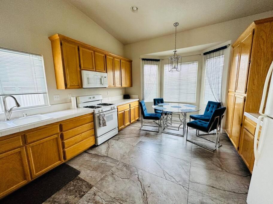 Photo of Others in Antelope