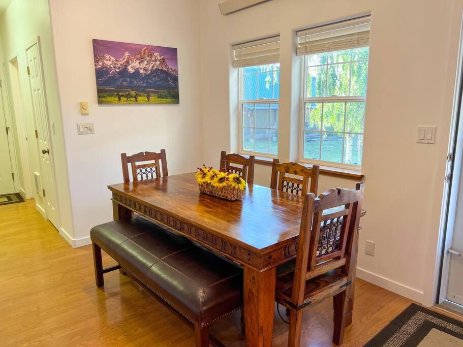 Photo of Others in Alpine Northwest