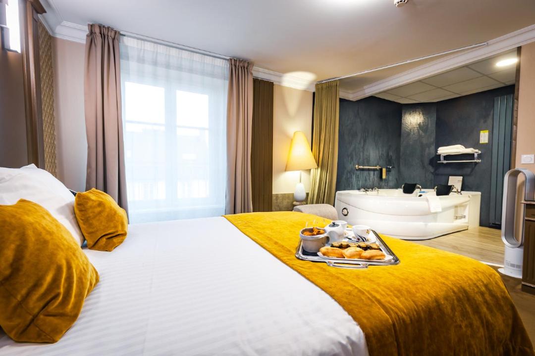 Photo of Others in Bayeux