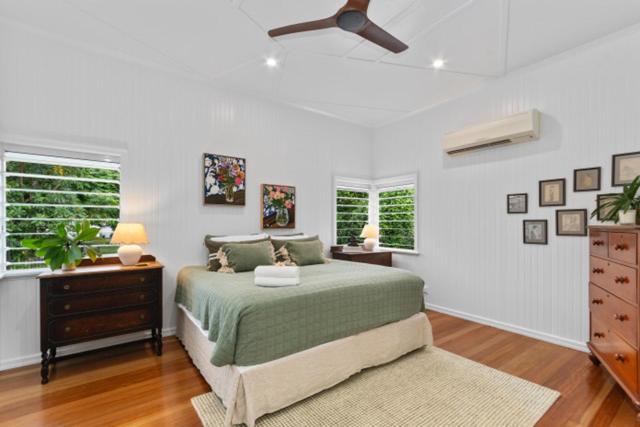 Photo of Others in Pimlico