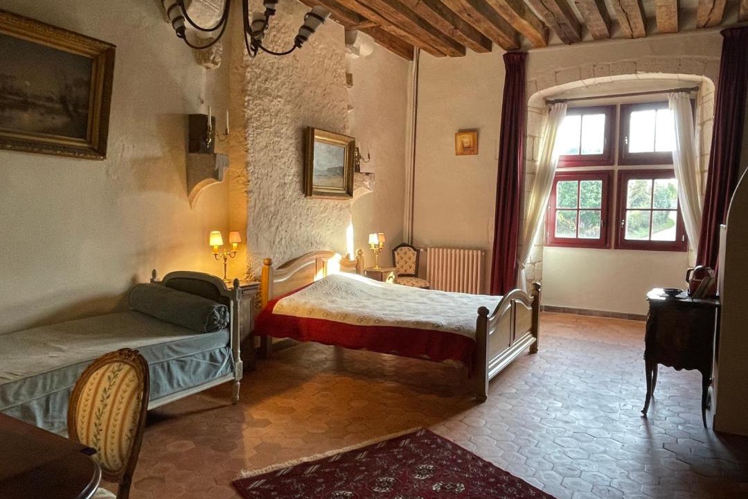 Photo of Others in Perreuse