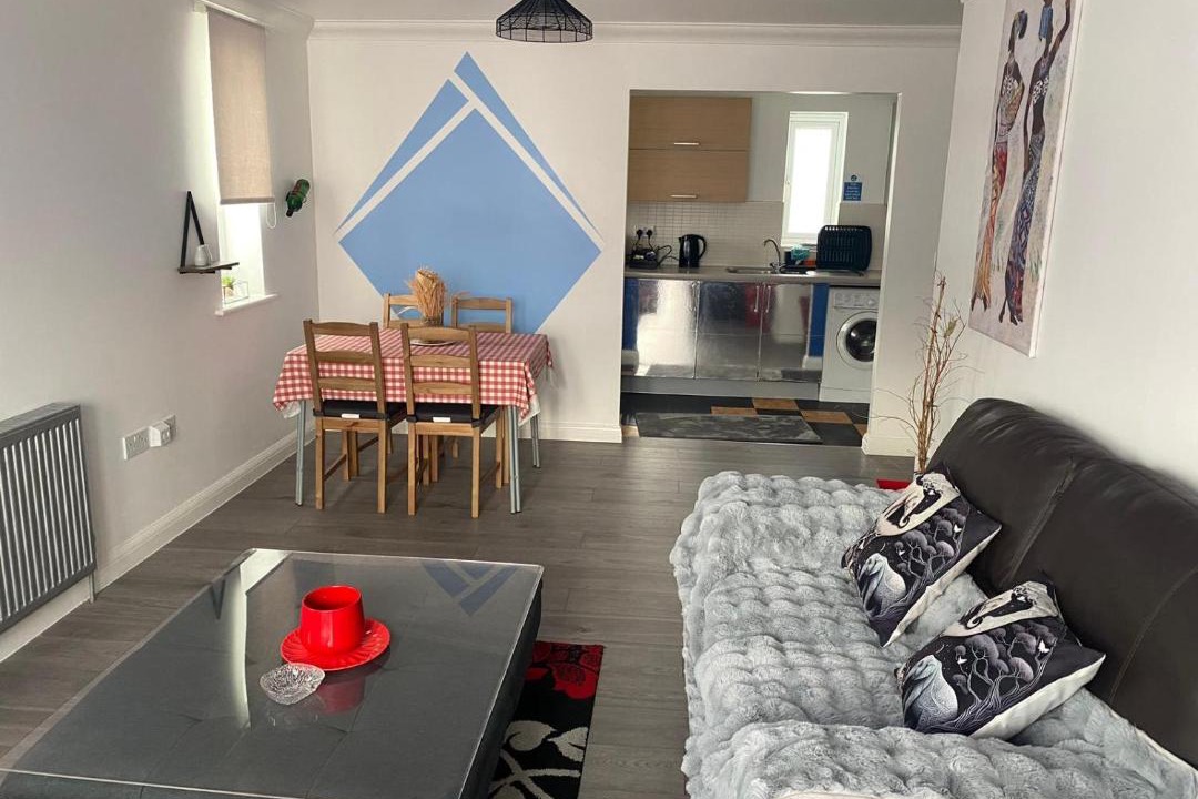 Photo of Others in Alibon